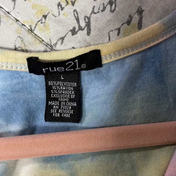 Colorful Romper - Picture 6 of 8